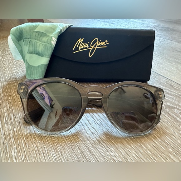 Accessories - Maui Jim “Glory Glory” women’s sunglasses